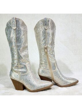 NIB Wild One Glamour Chamagne Gold Rhinestone Glam Country Western Cowgirl Boots